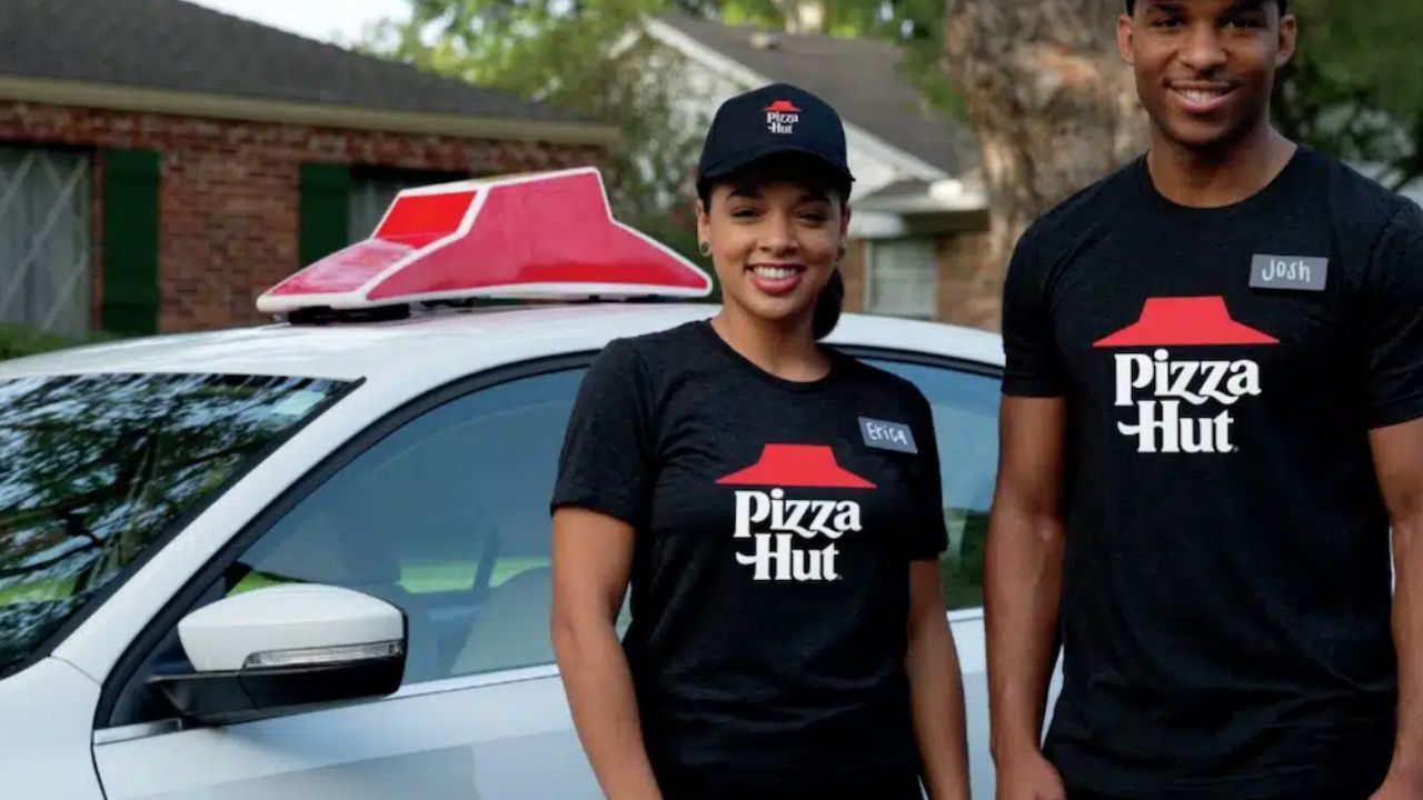 Pizza Hut Careers: Analysis of Driver and Kitchen Staff Duties
