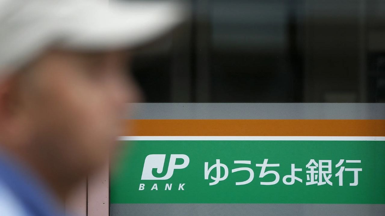 Japan Post Credit Card: Essentials on Banking Services and Fees