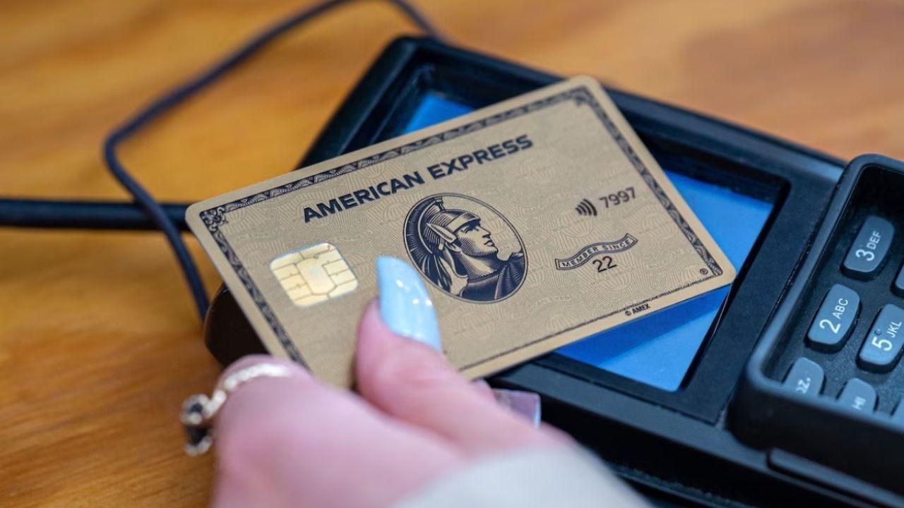 American Express Gold: Dining Perks and Cardholder Requirements