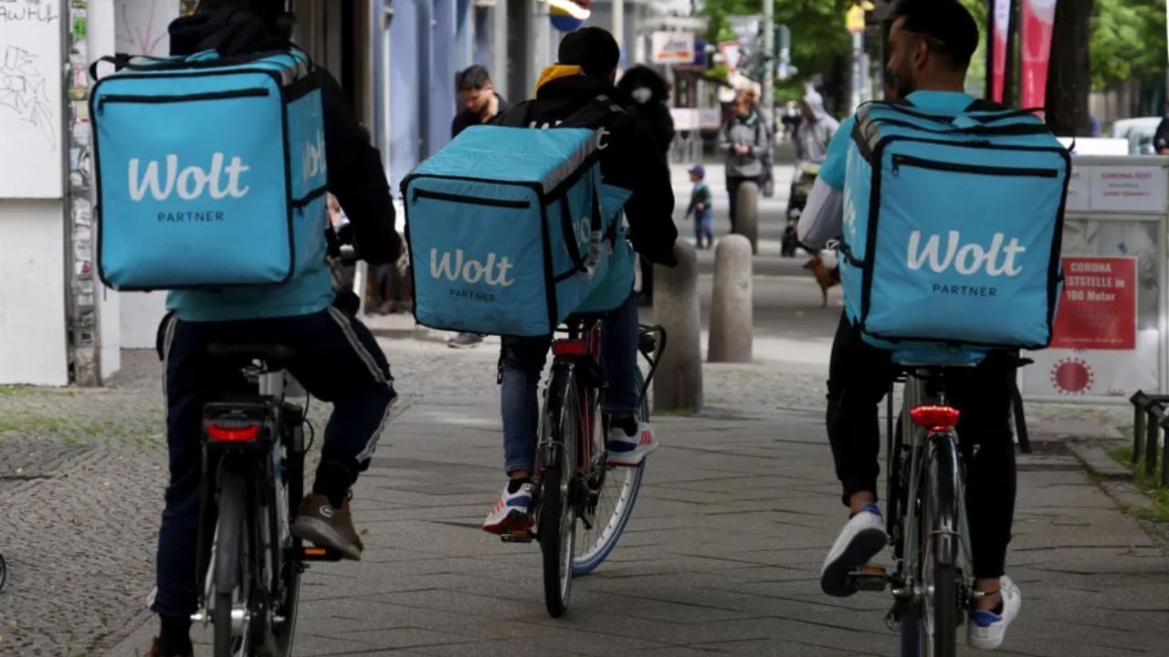 Food Delivery Market in Europe: Courier Platforms and Regulations