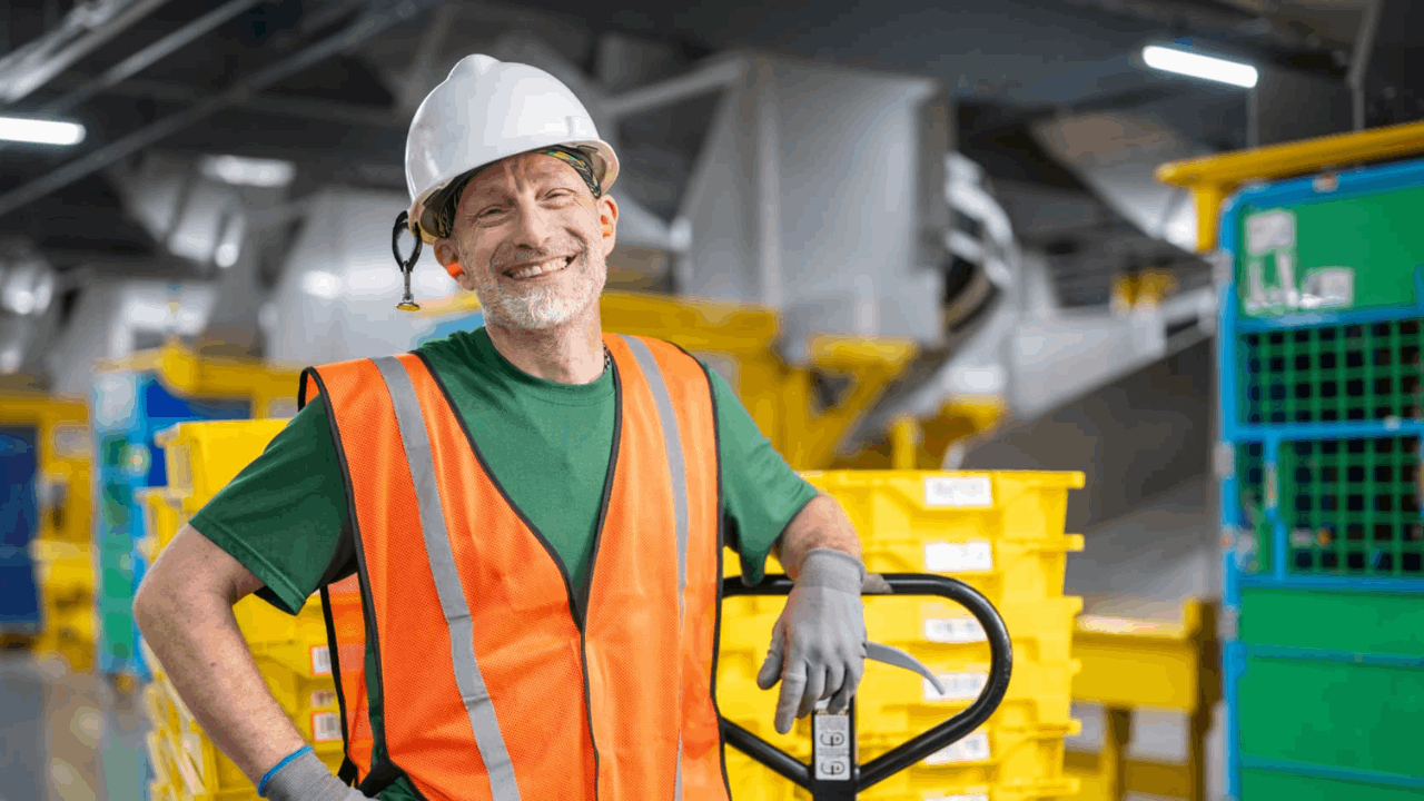 Amazon Warehouse: Logistics Roles and Shift Schedule Information