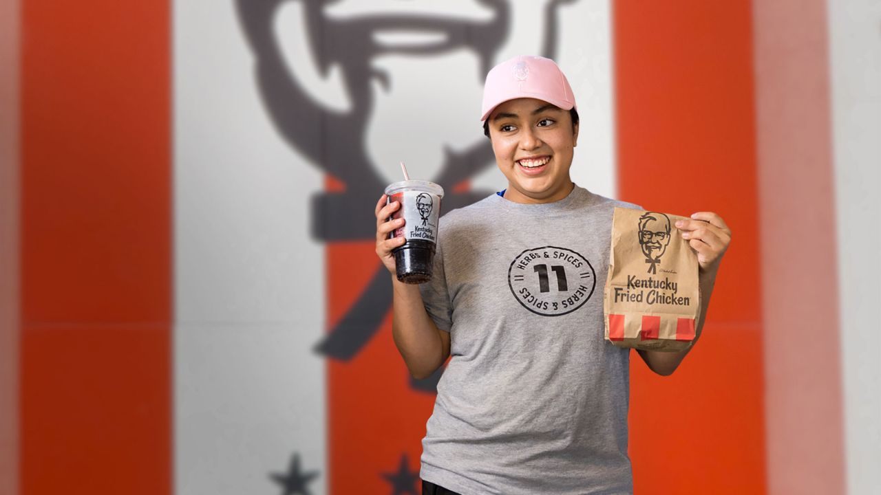 Miembros del equipo de KFC: funciones en el restaurante y requisitos de elegibilidad